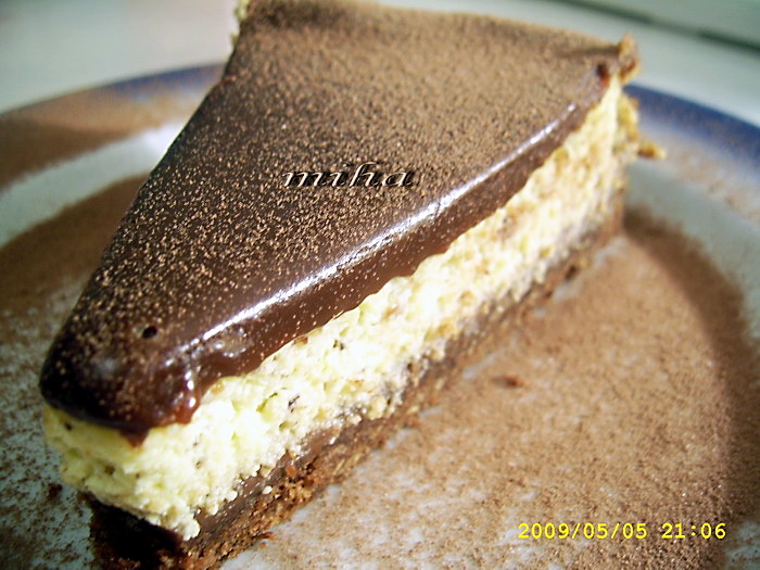 Cheesecake cu glazura de ciocolata