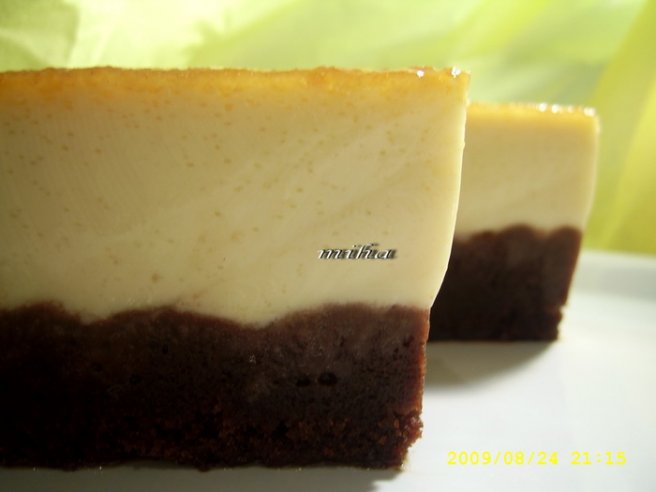 Tort cu crema de zahar ars si blat de cacao