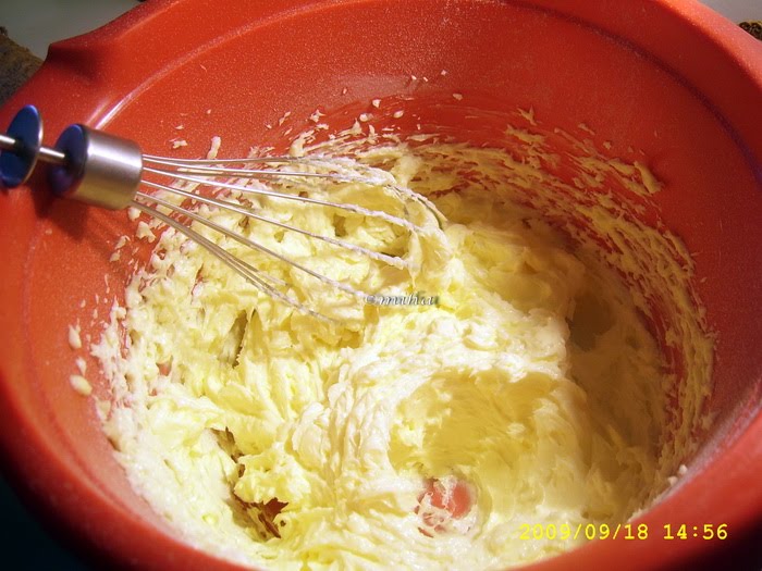 Preparare crema de unt pentru tort