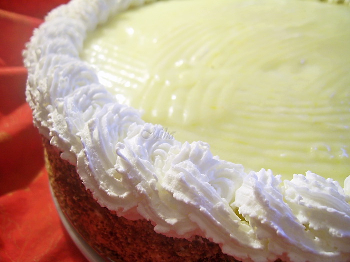 Tort cu lamaie
