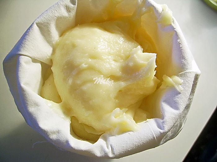 Aluat pentru choux a la creme