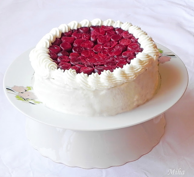 Tort cu visine