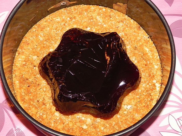 prajitura cu mascarpone si miez de cafea 1