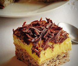 Prajitura cu crema de vanilie