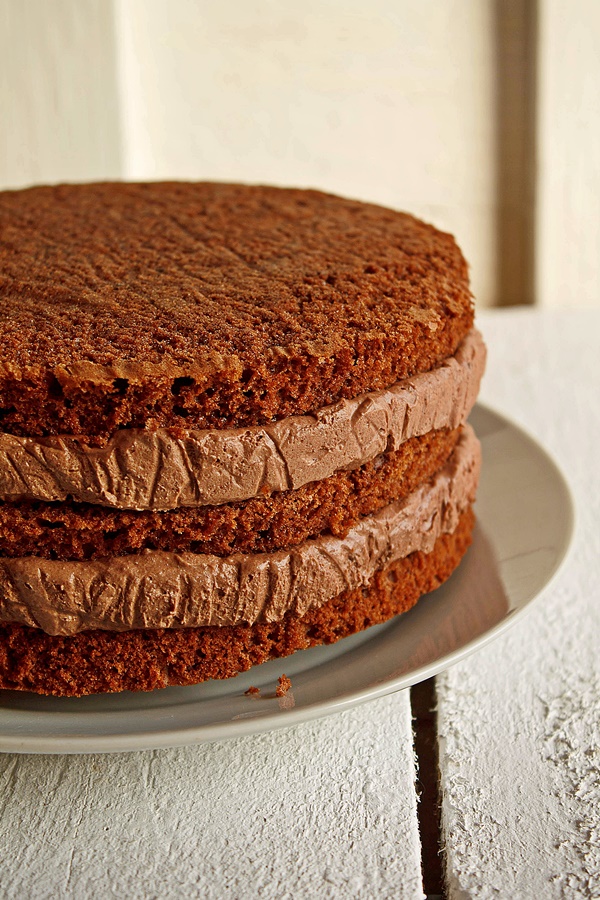 Asamblare tort de ciocolata
