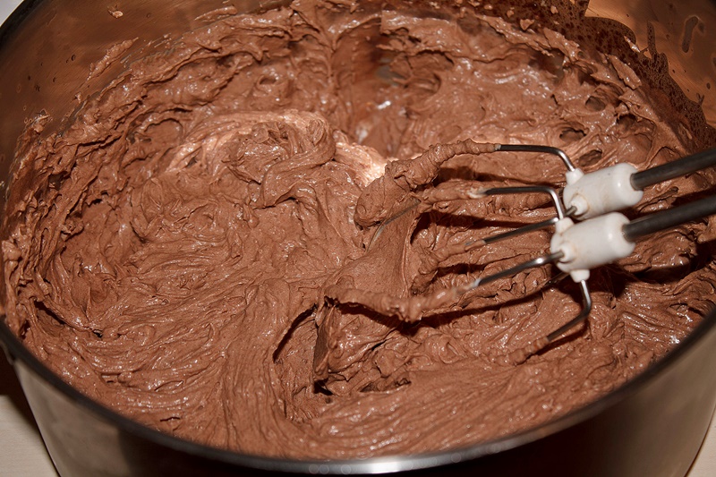 Crema de ciocolata pentru tort