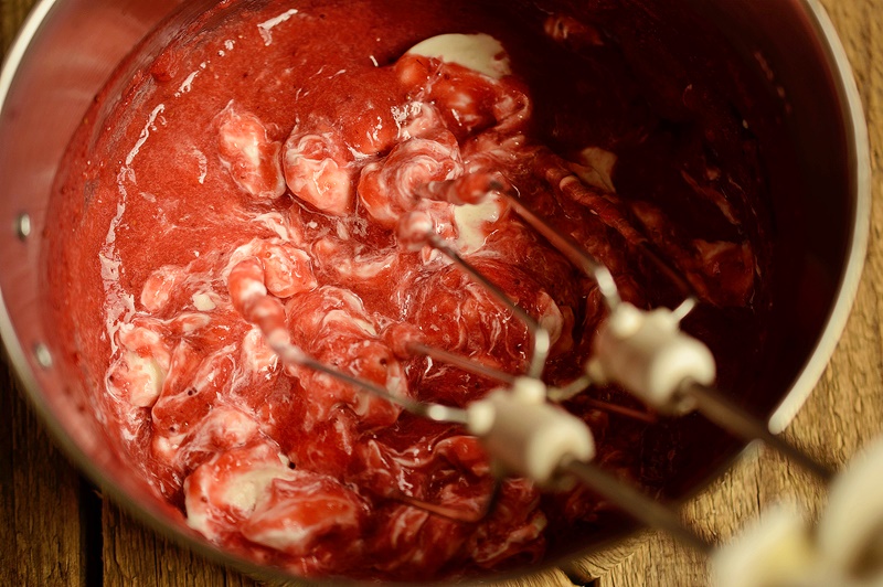 Piure de capsuni cu mascarpone