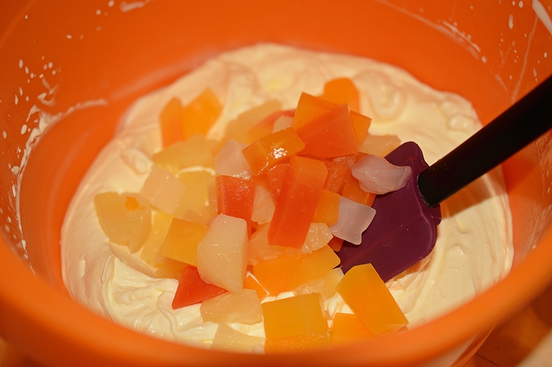 cum se face crema de branza cu fructe